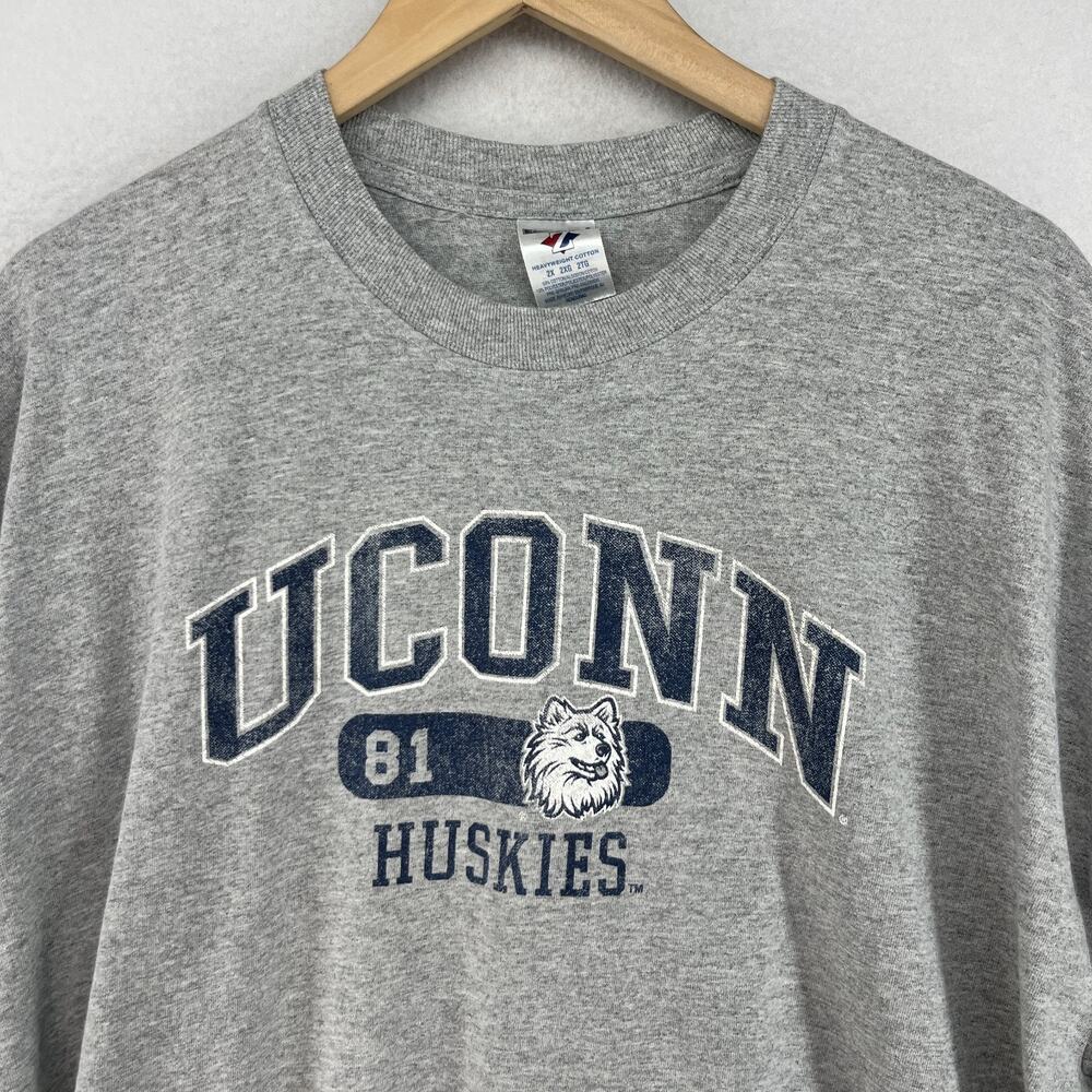 UCONN Shirt Mens 2XL HUSKIES University Connecticut Tee Starrs Cotton Gray - Picture 3 of 12